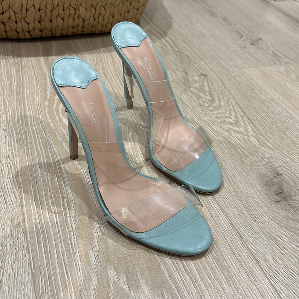 Never Worn Tony Bianco Heels